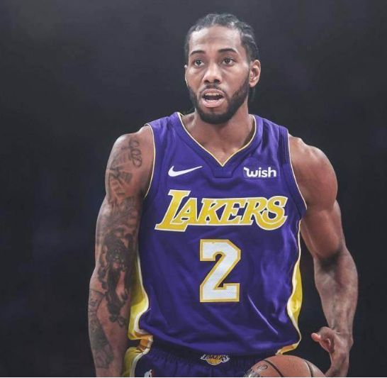 诺伊尔：乌尔比希一定会接替我的位置；我想慢慢考虑未来（诺伊尔肯定乌尔比希将接班，个人未来将从长计议）