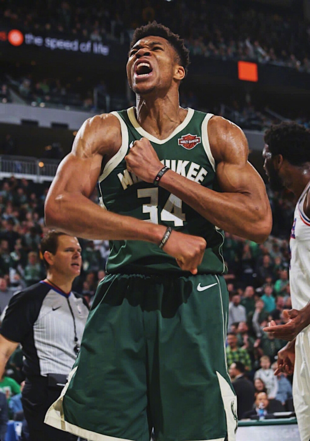 U17世界杯：奥地利2-0九人意大利晋级决赛，莫泽双响（U17世界杯：莫泽梅开二度，奥地利2-0九人意大利挺进决赛）