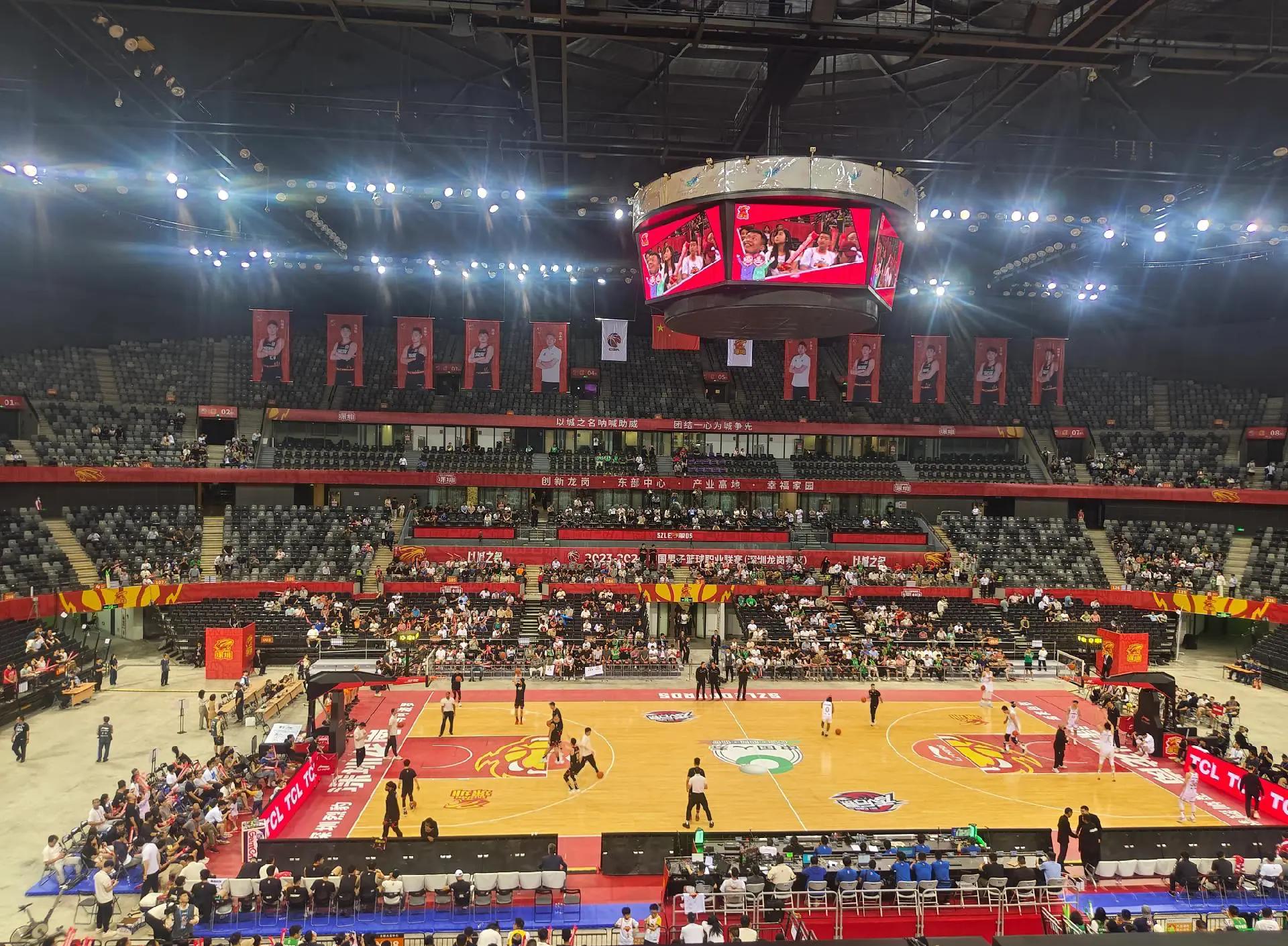 saas-dashboard-overview